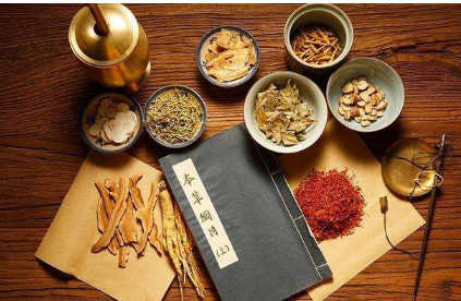 当归芍药散十九首名医医案